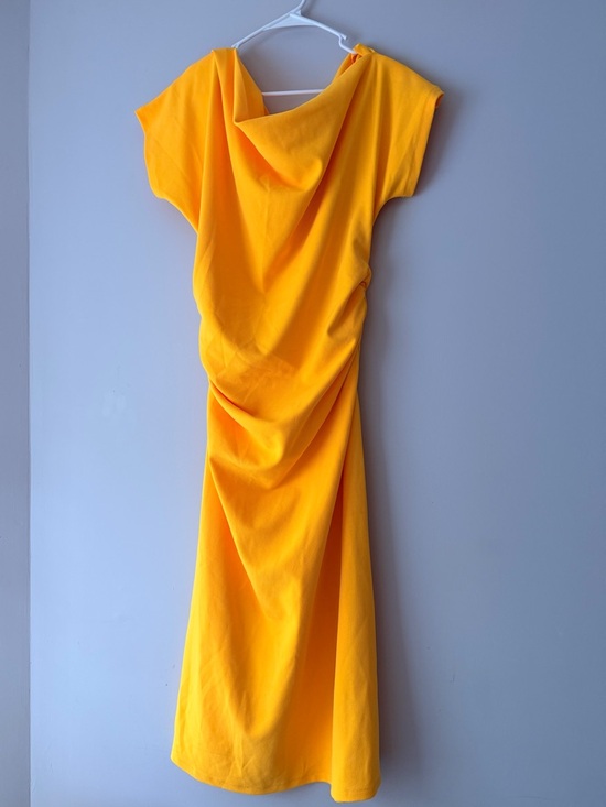 Gibson Latimer Dresses & Skirts - Yellow Drop Shoulder Women’s Dress